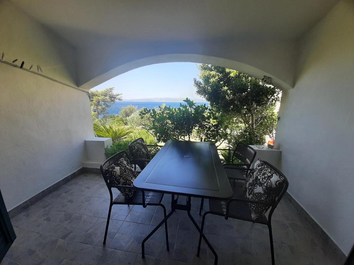 Villa Bratus Promajna Eksteriør billede